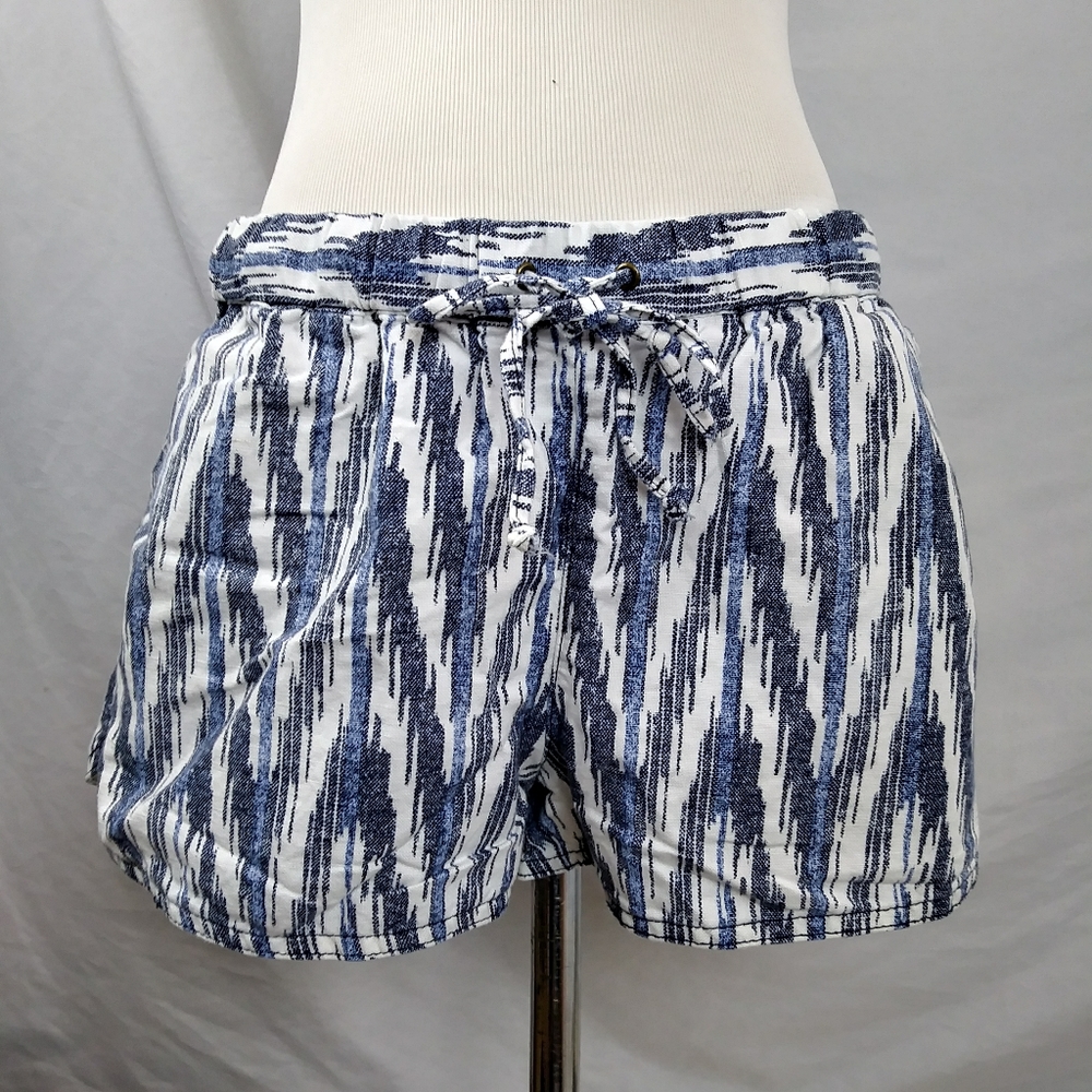3/25$ J. Crew chevron linen‎ mini shorts pocket